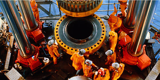 DPP_UA-15_Kalrez_OffshoreOilRig_465x232.jpg